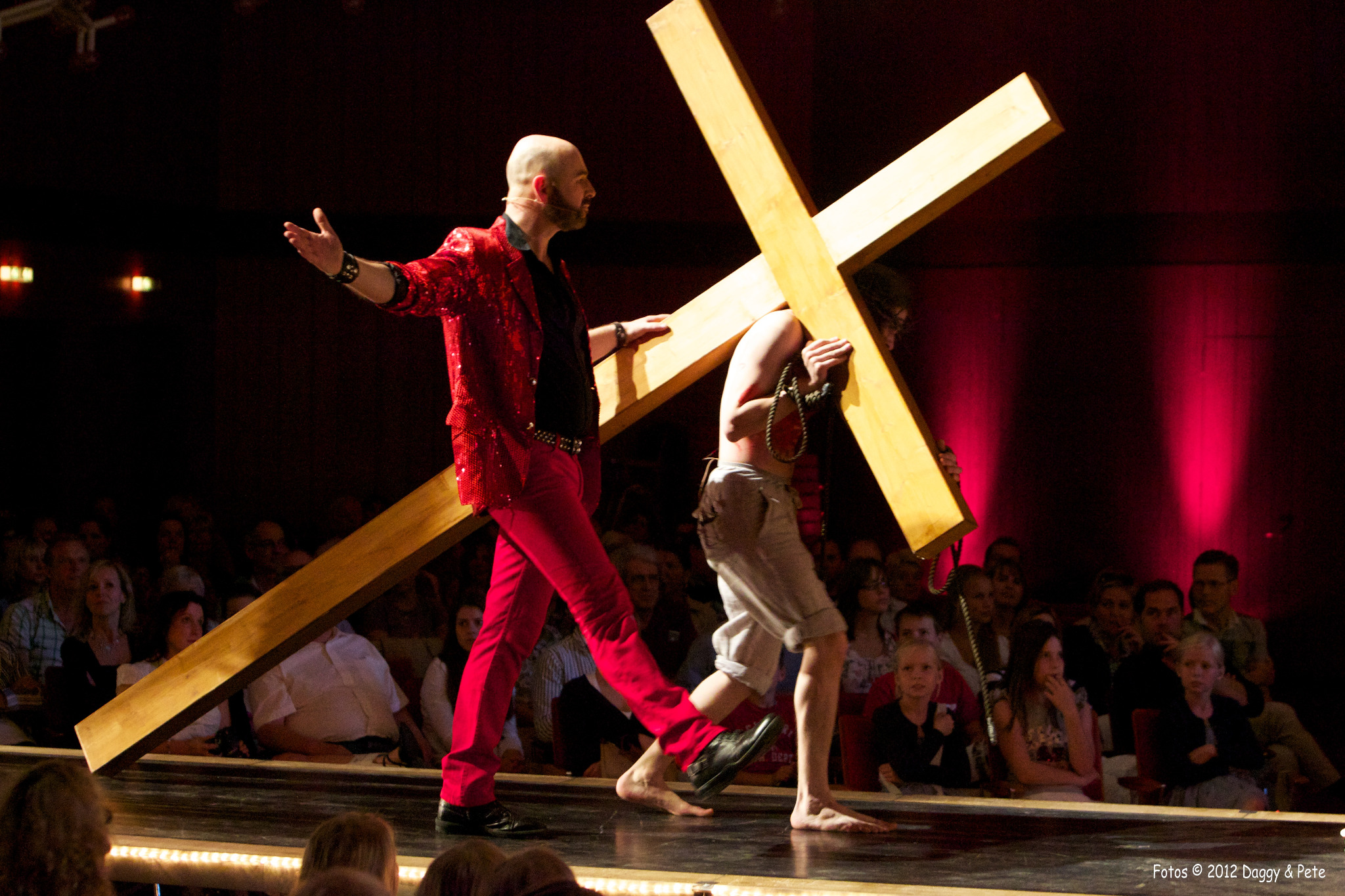 Bühnenszene aus Jesus Christ Superstar.